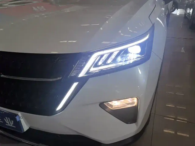 Wuling Asta — Фото автомобиля 23