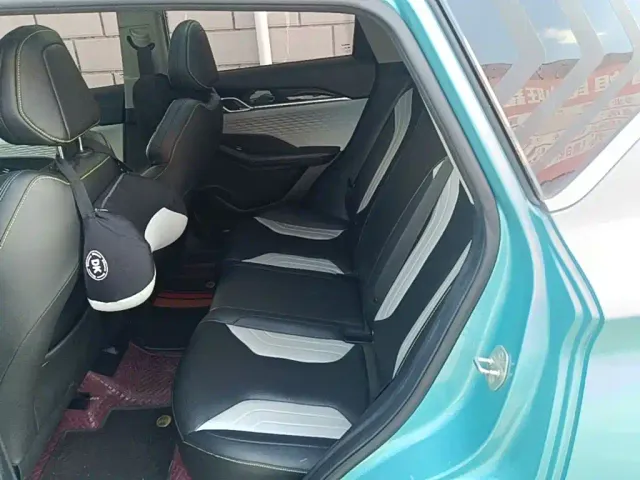 Geely Binyue — Фото автомобиля 16