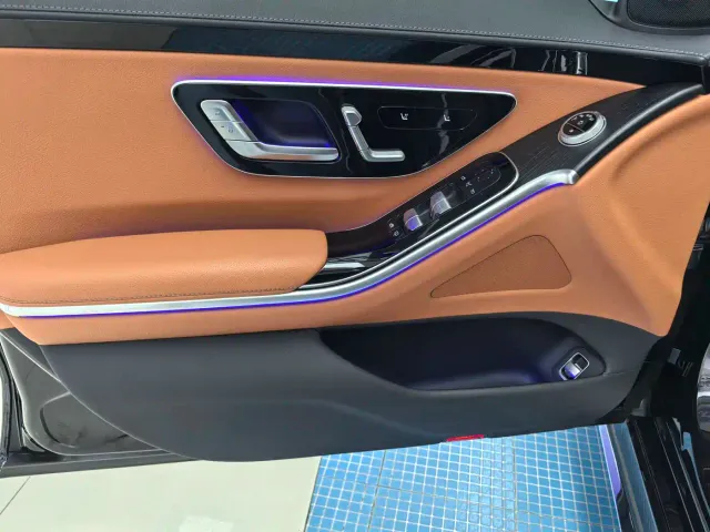 Mercedes-Benz S-Class — Фото автомобиля 5