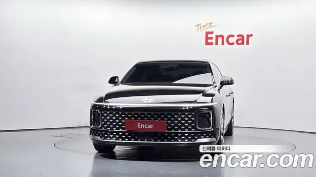 Hyundai Grandeur GN7 — Фото автомобиля 3