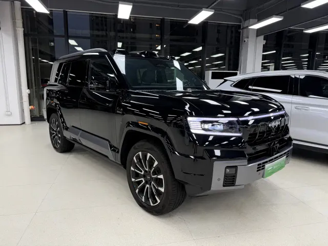 BYD FangChengBao Leopard 8 — Фото автомобиля 3
