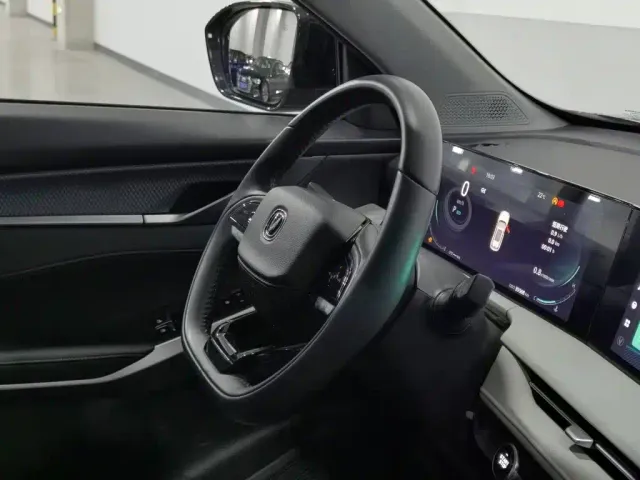Changan CS75 Plus — Фото автомобиля 22