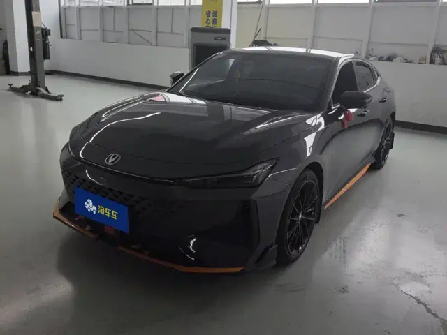 Фотография автомобиля — Changan UNI-V