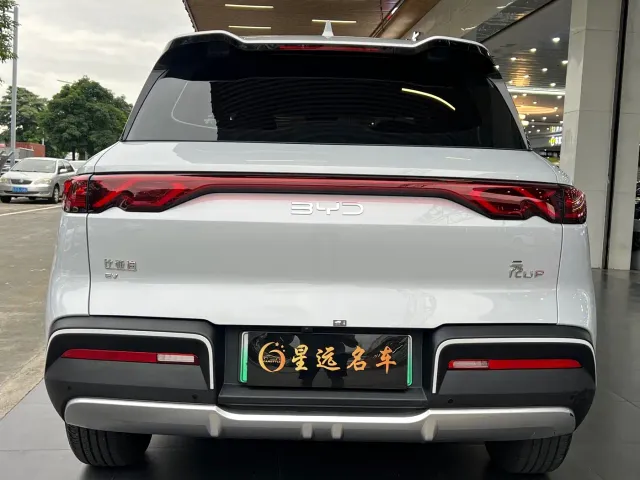 BYD Yuan UP — Фото автомобиля 17