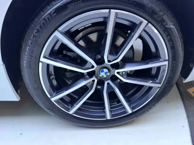 BMW 3 Series — Фото автомобиля 23