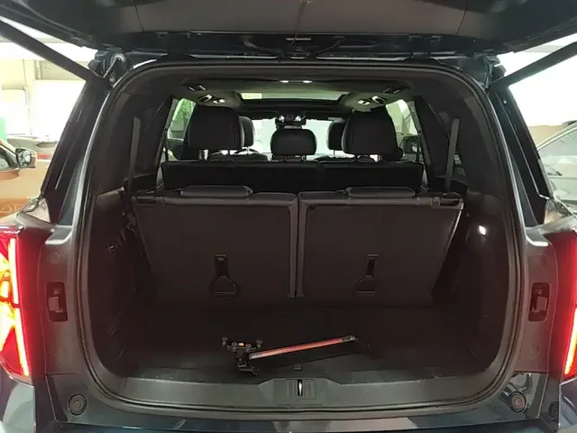 GAC Trumpchi GS8 — Фото автомобиля 18