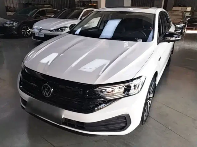 Фотография автомобиля — Volkswagen Sagitar