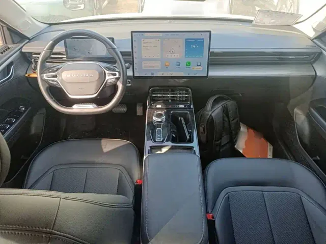 Wuling Starlight — Фото автомобиля 9