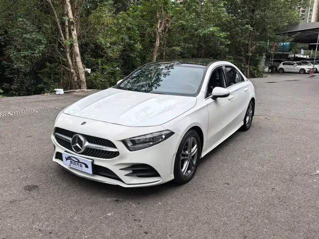 Фотография автомобиля — Mercedes-Benz A-Class