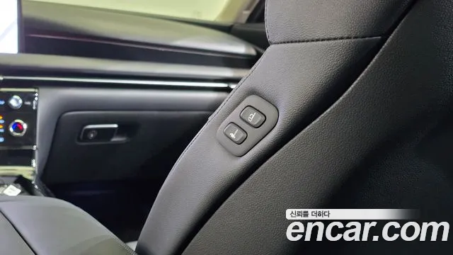 Genesis G80 Бензин 2.5 турбо AWD — Фото автомобиля 4