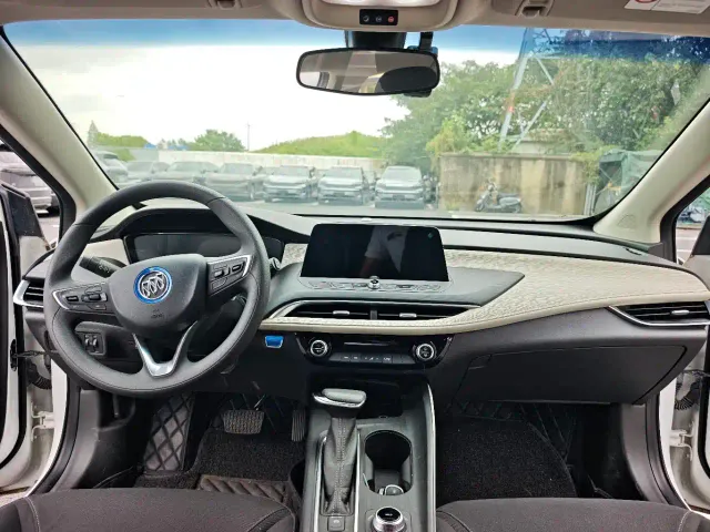 Buick Velite 6 — Фото автомобиля 11