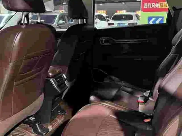 Geely Haoyue — Фото автомобиля 6