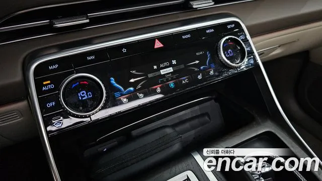 Genesis GV80 2.5T Бензин AWD — Фото автомобиля 28