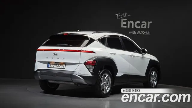 Hyundai Kona Kona (SX2) Бензин 2.0 2WD — Фото автомобиля 2