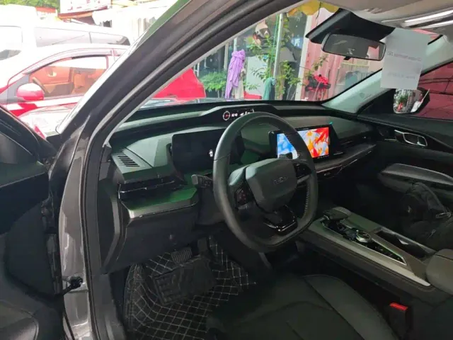 Changan Z6 — Фото автомобиля 9