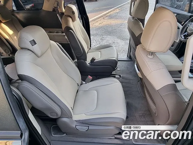 Kia Carnival 4th Gen — Фото автомобиля 8