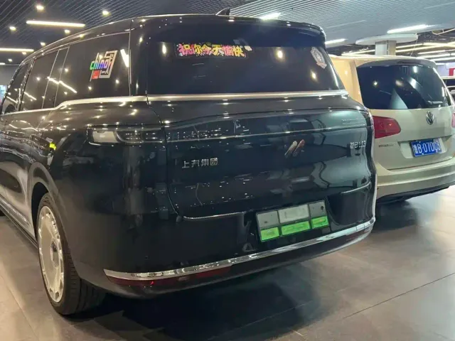 IM Motors LS9 — Фото автомобиля 4
