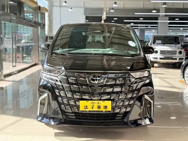 Toyota Alphard — Фото автомобиля 2