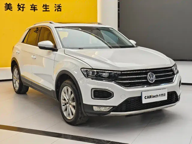 Volkswagen T-Roc — Фото автомобиля 3