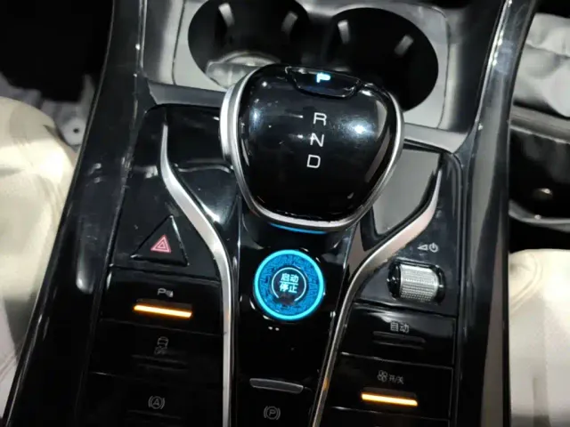 BYD Qin PLUS — Фото автомобиля 13
