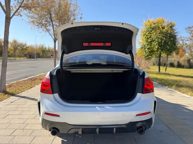 BMW 1 Series — Фото автомобиля 19