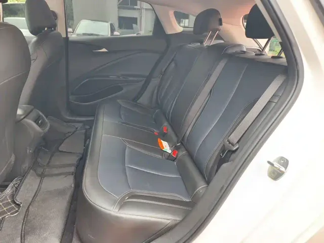 Buick Velite 6 — Фото автомобиля 14