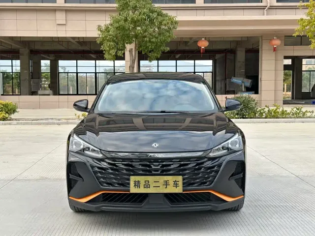 Dongfeng Yixuan — Фото автомобиля 2