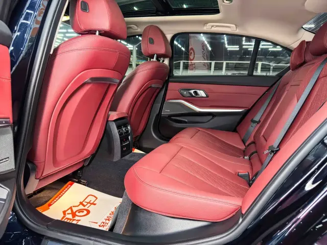 BMW 3 Series — Фото автомобиля 13