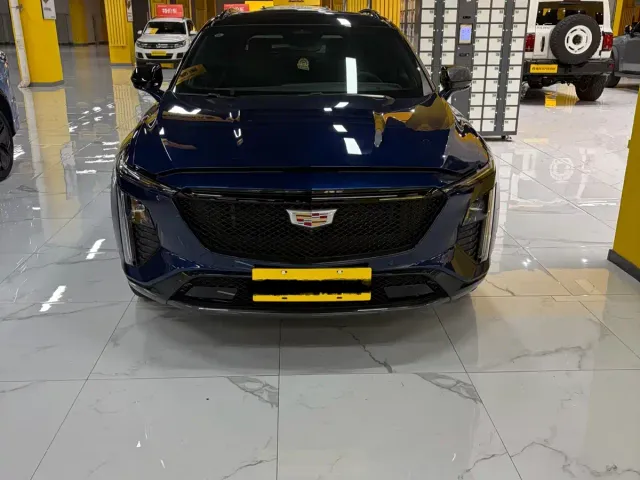 Фотография автомобиля — Cadillac GT4