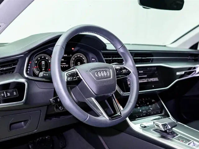 Audi A7 — Фото автомобиля 8