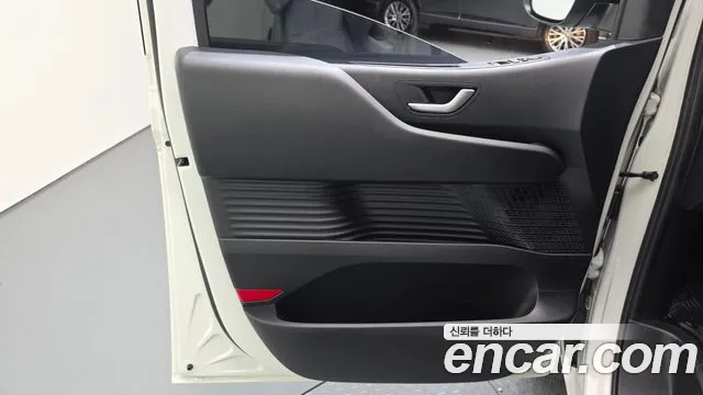 Hyundai Staria — Фото автомобиля 14