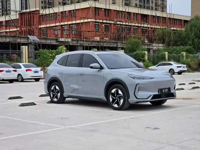 Geely Galaxy E5 — Фото автомобиля 3