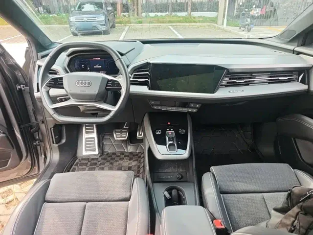 Audi Q5 e-tron — Фото автомобиля 13