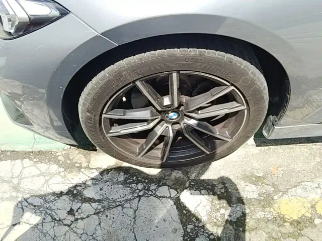 BMW 3 Series — Фото автомобиля 22