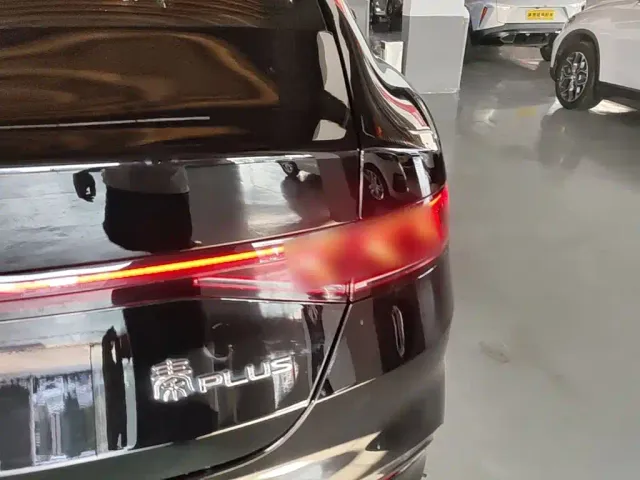 BYD Qin PLUS — Фото автомобиля 7
