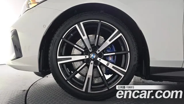 BMW 5 Series G60 — Фото автомобиля 4
