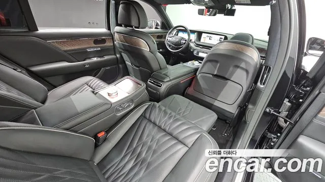 Genesis G90 Бензин 3.5 турбо AWD — Фото автомобиля 16