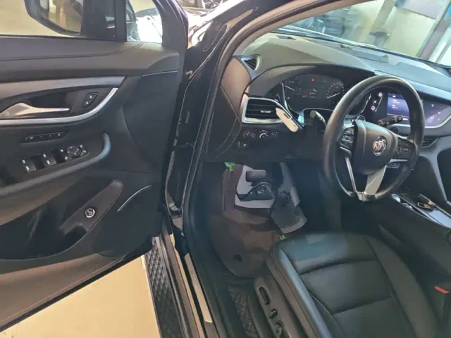 Buick Enclave — Фото автомобиля 15