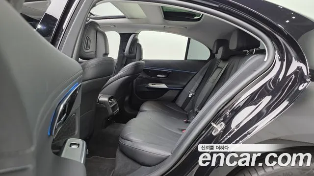 Mercedes-Benz E-Class W214 — Фото автомобиля 18
