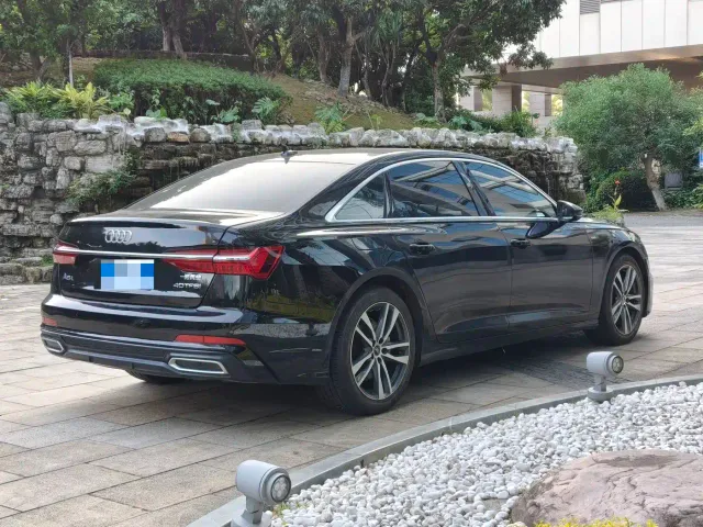 Audi A6L — Фото автомобиля 4