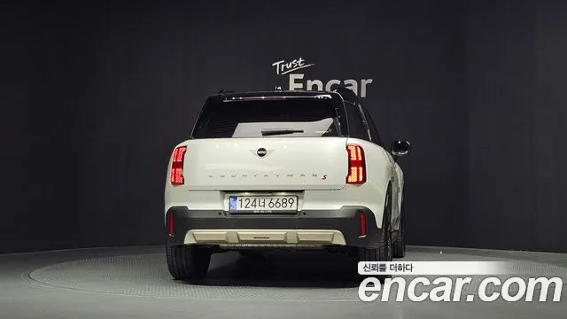 MINI Countryman 3rd Gen — Фото автомобиля 4