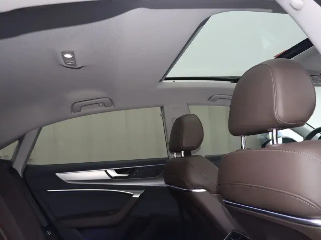 Audi A7L — Фото автомобиля 17