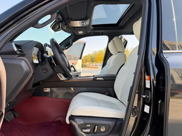 Lexus LX — Фото автомобиля 9