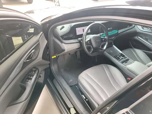 BYD Seal — Фото автомобиля 15