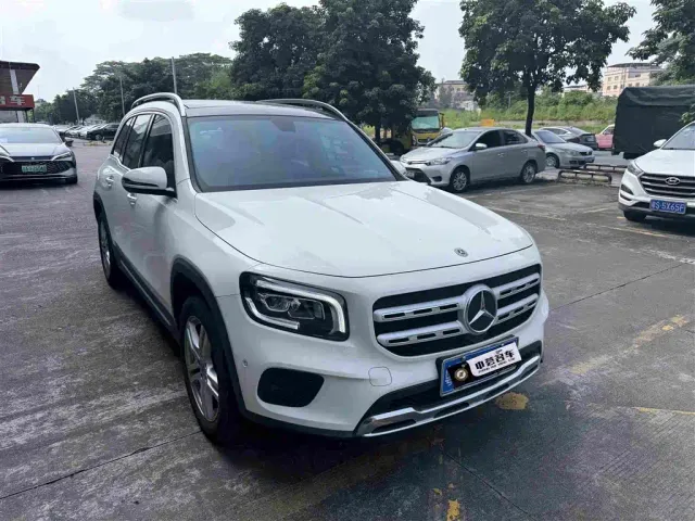 Mercedes-Benz Mercedes-Benz GLB 2022 Model GLB 200 Dynamic Edition — Фото автомобиля 3