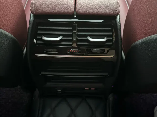 BMW 5 Series — Фото автомобиля 16