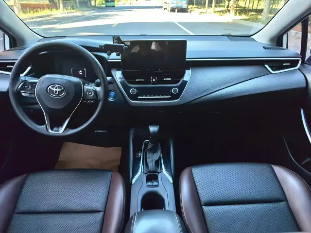 Toyota Corolla — Фото автомобиля 9