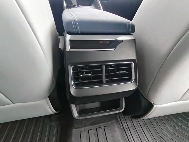 Geely Xingrui — Фото автомобиля 11
