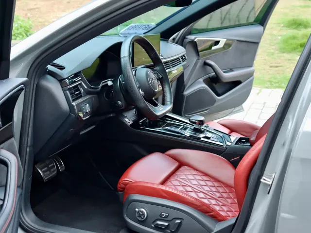 Audi S4 — Фото автомобиля 7