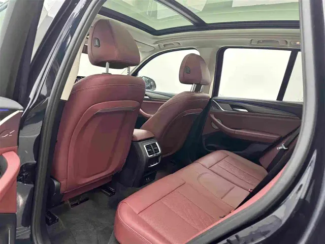 BMW X3 — Фото автомобиля 21
